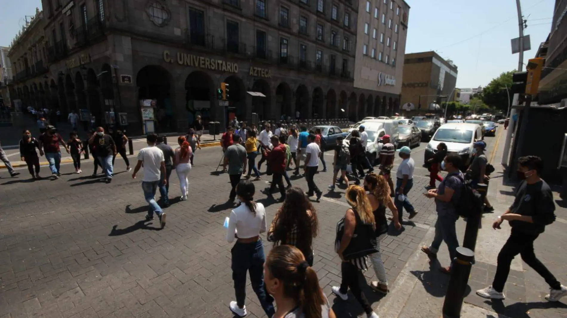 Tapatíos en el Centro Histórico de Guadalajara